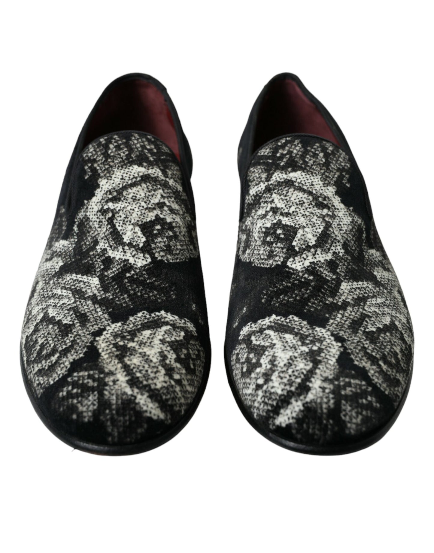 - Elegant Floral Velvet Loafers