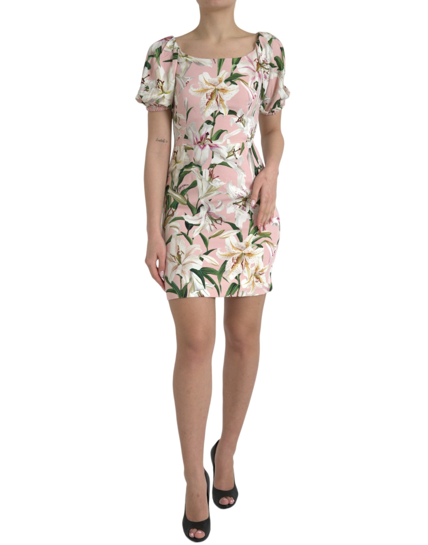 - Elegant Pink Lily Print Sheath Dress