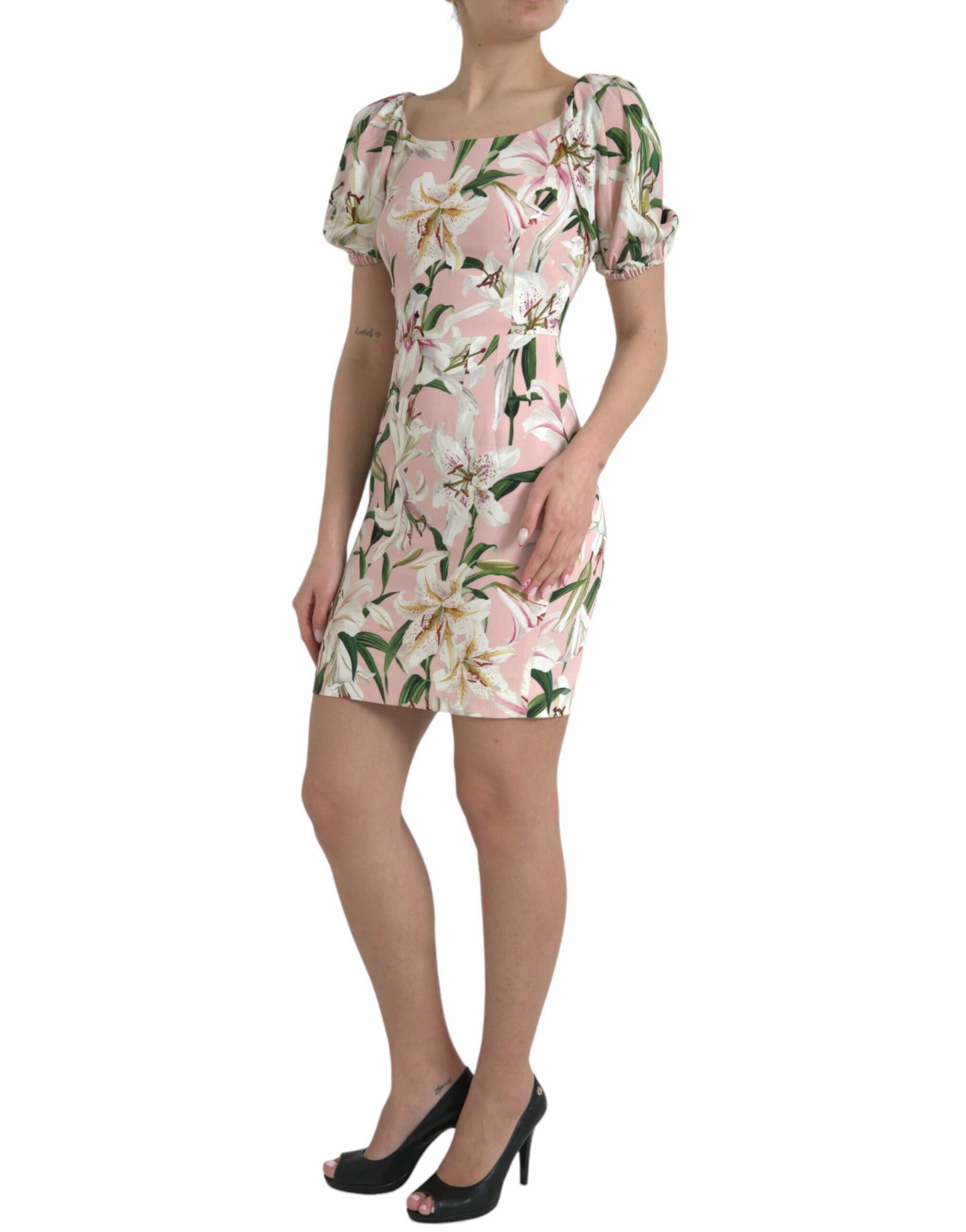 - Elegant Pink Lily Print Sheath Dress