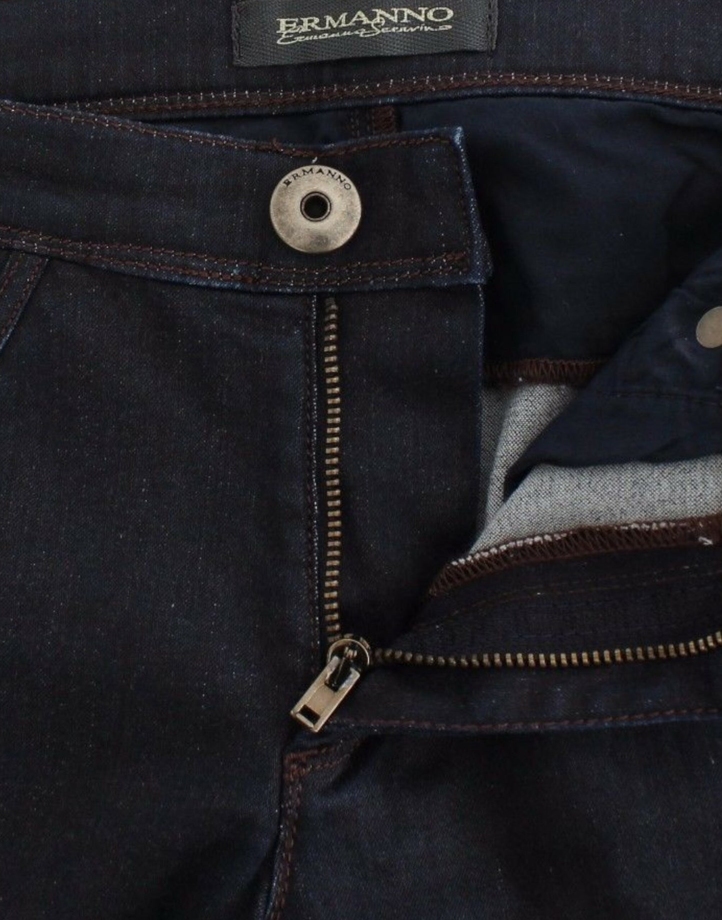 - Chic Dark Blue Slim Jeans for Elegant Style