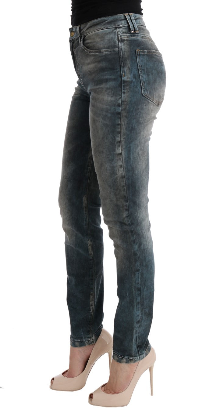 - Chic Blue Wash Slim Fit Jeans