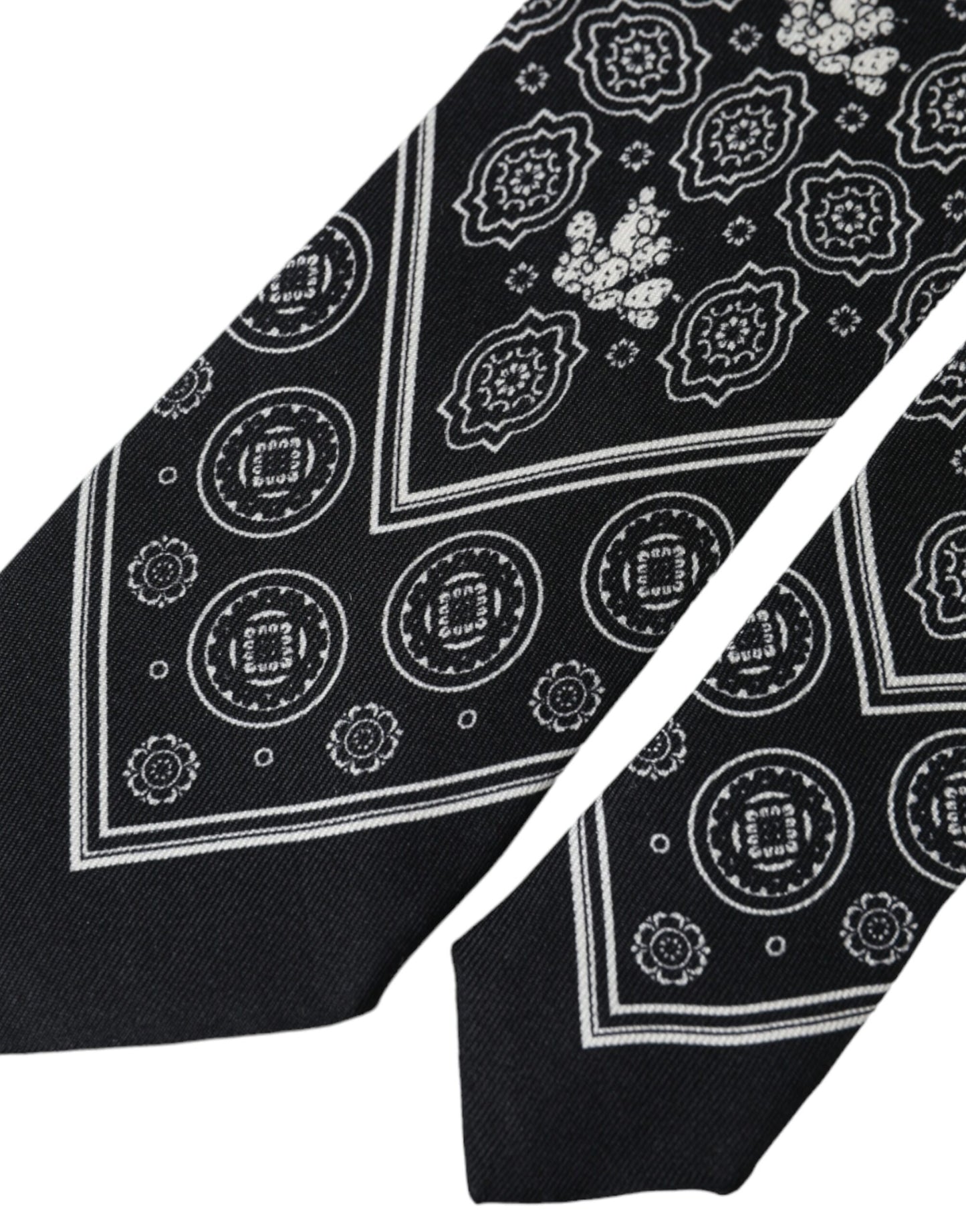 - Black Patterned 100%Silk Adjustable Tie