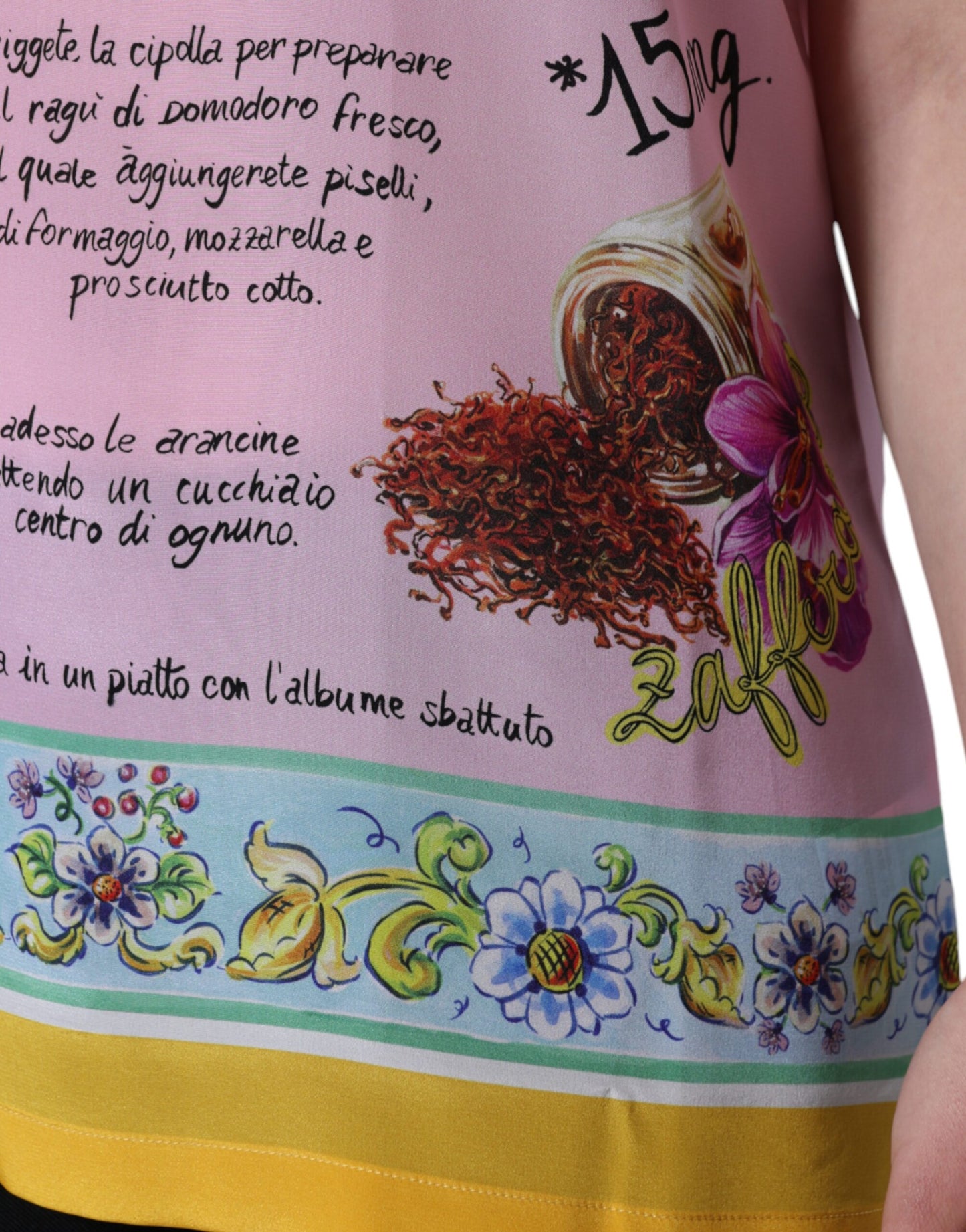 - Pink Silk Araneine Siciliana Print Short Sleeves Top
