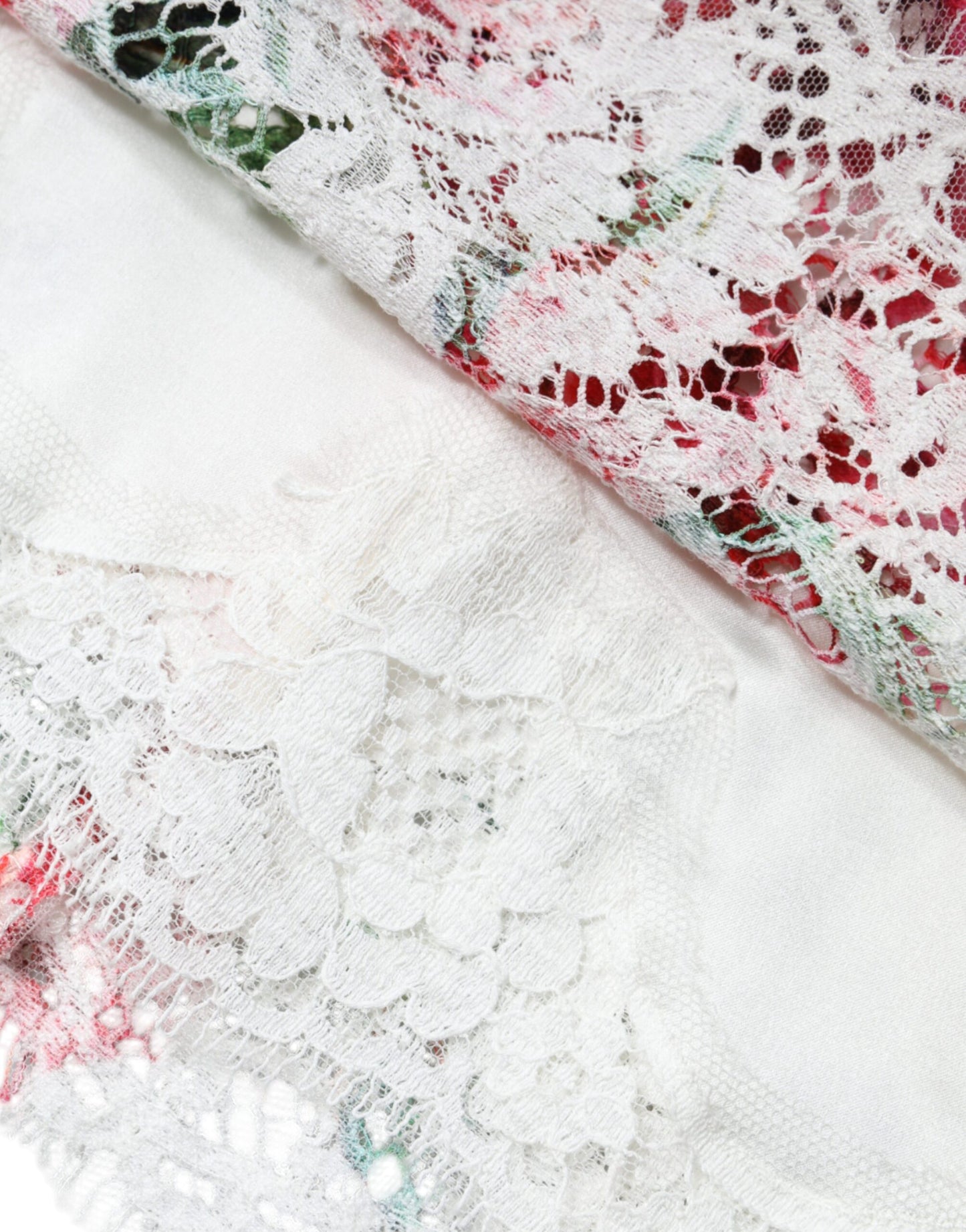 - White Peony Lace Short Sleeves Blouse Top
