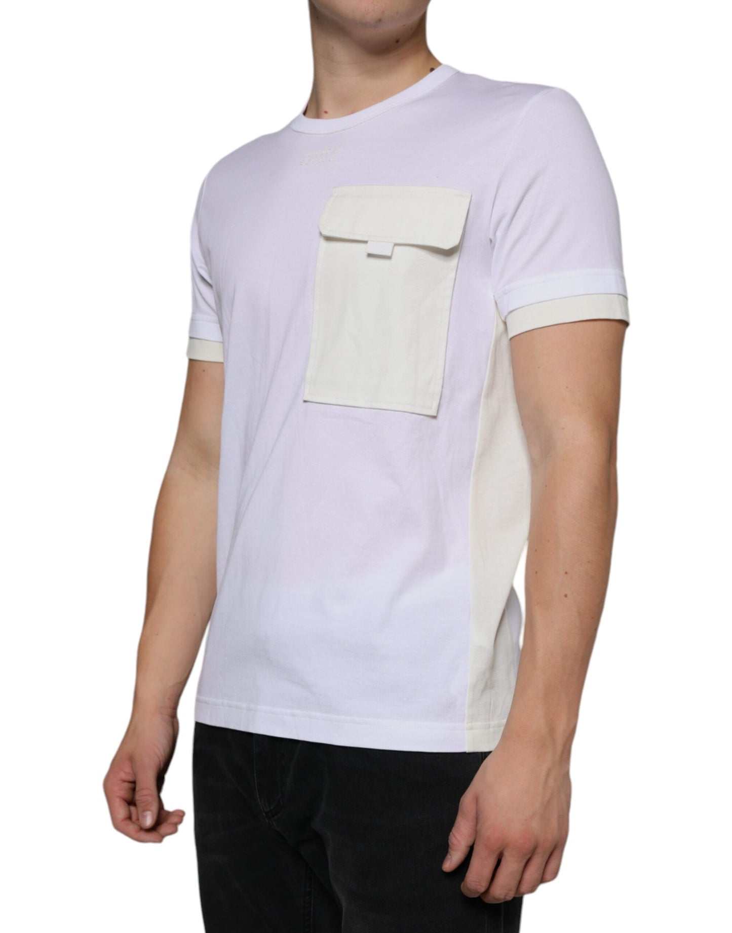 - White Cotton Pocket Short Sleeves T-shirt