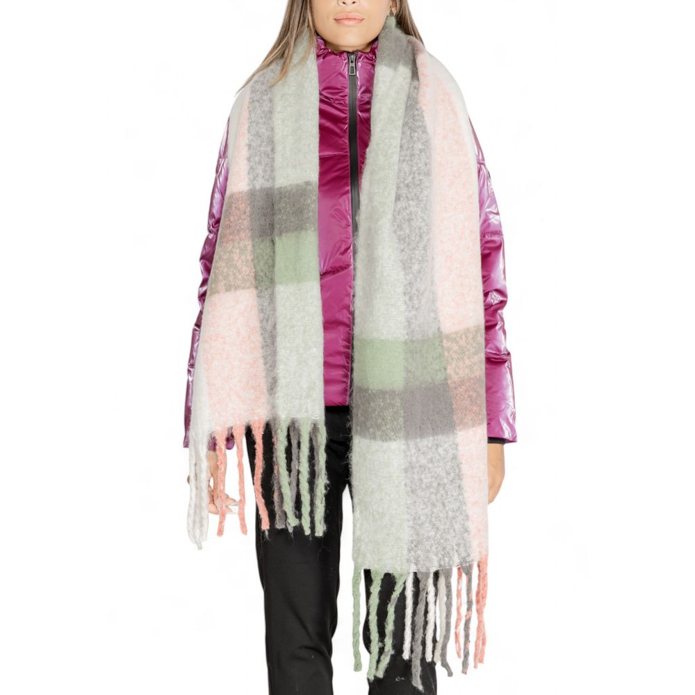 Only Eco-Friendly Gray Check Scarf for Women
