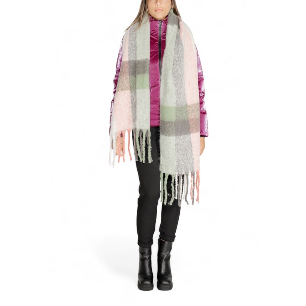 Only Eco-Friendly Gray Check Scarf for Women