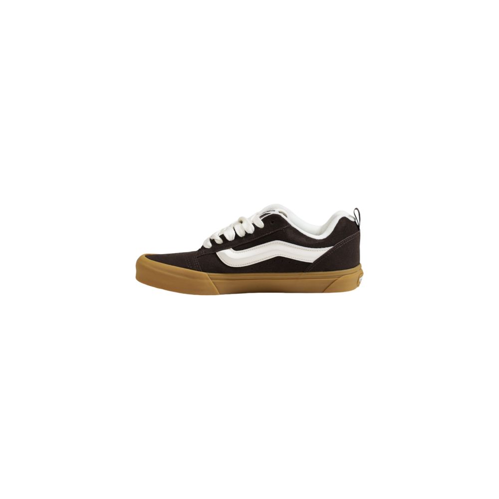 Brown Suede Sneaker: Elevate Your Autumn Style