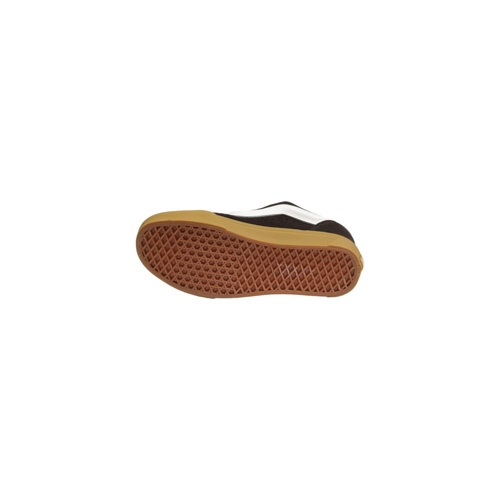 Brown Suede Sneaker: Elevate Your Autumn Style