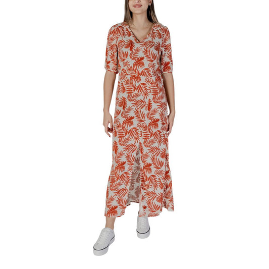 Chic Red Viscose Dress for Effortless Elegance