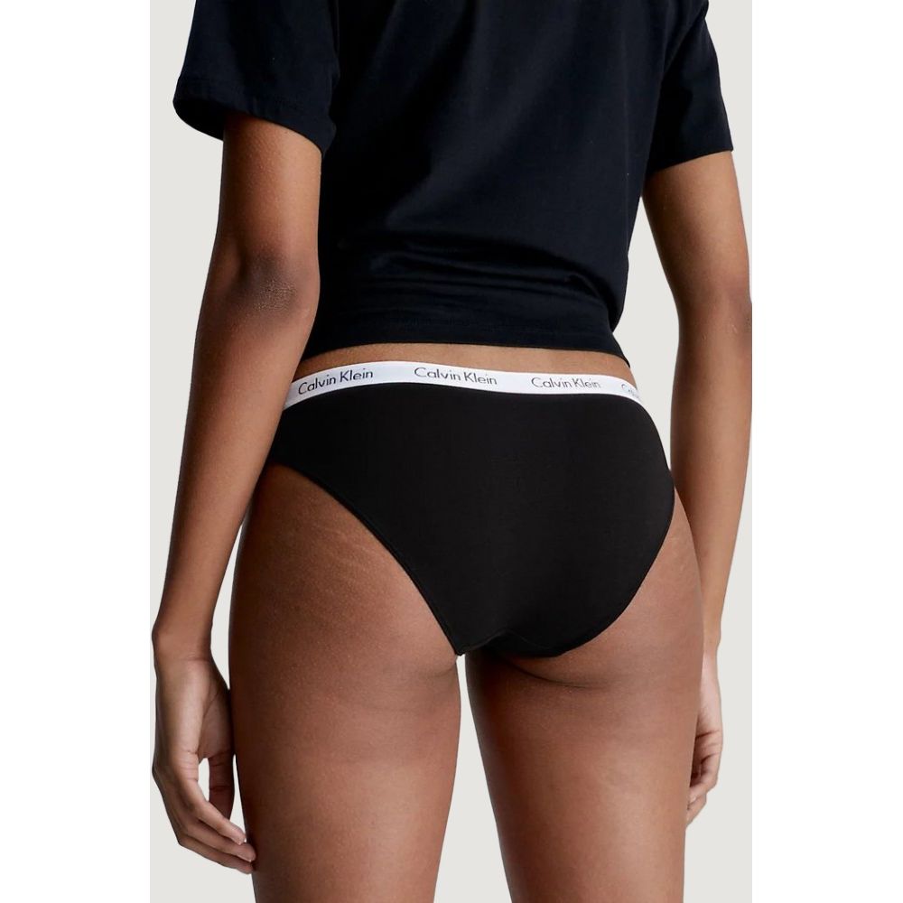 Elegant White Cotton Underwear: Women’s Briefs and Thong Collection
