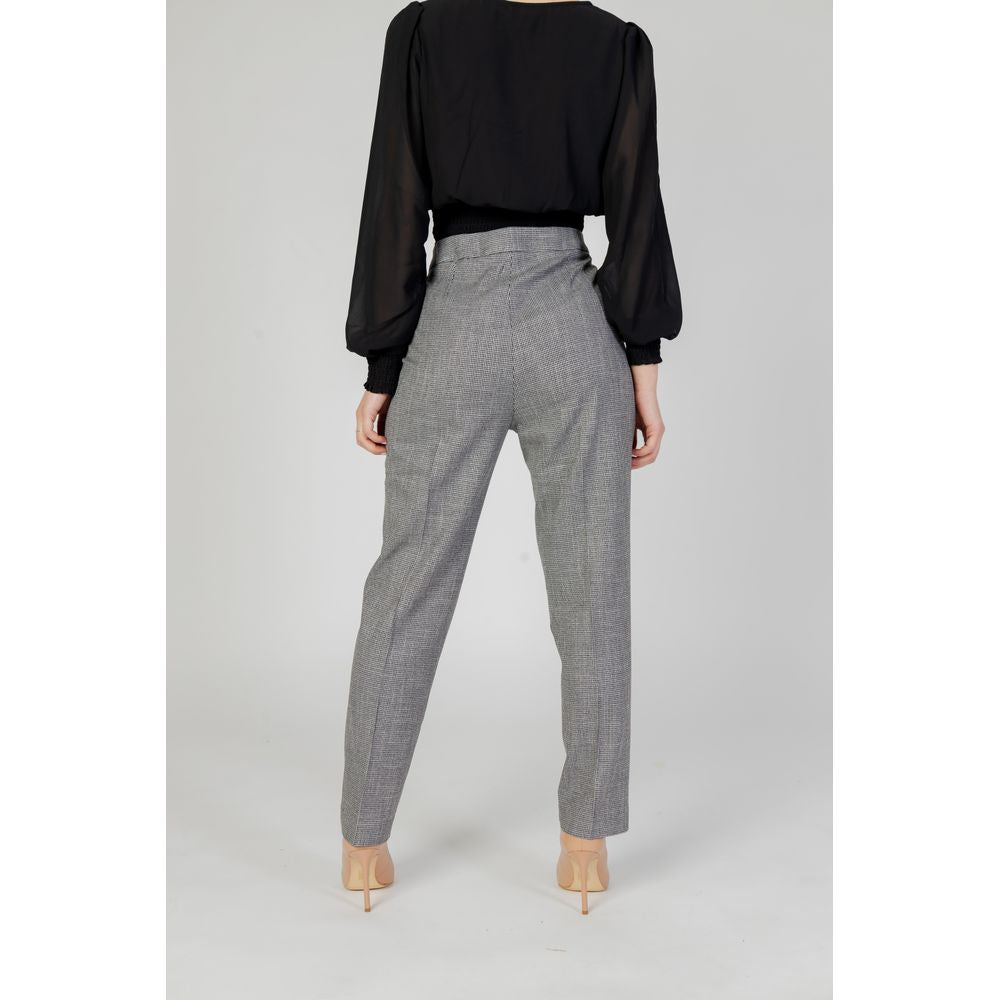 Grey High Waisted Houndstooth Cigarette Pants