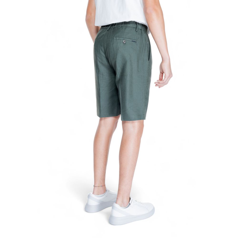 Green Linen Short – Stylish Comfort for Summer Days