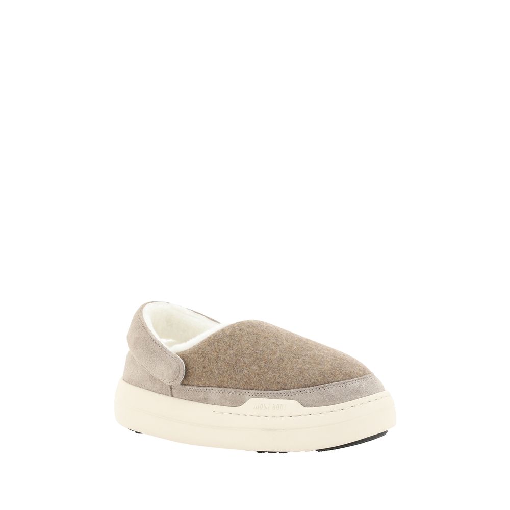 Moon Boot Mules - Chic Comfort for Every Occasion