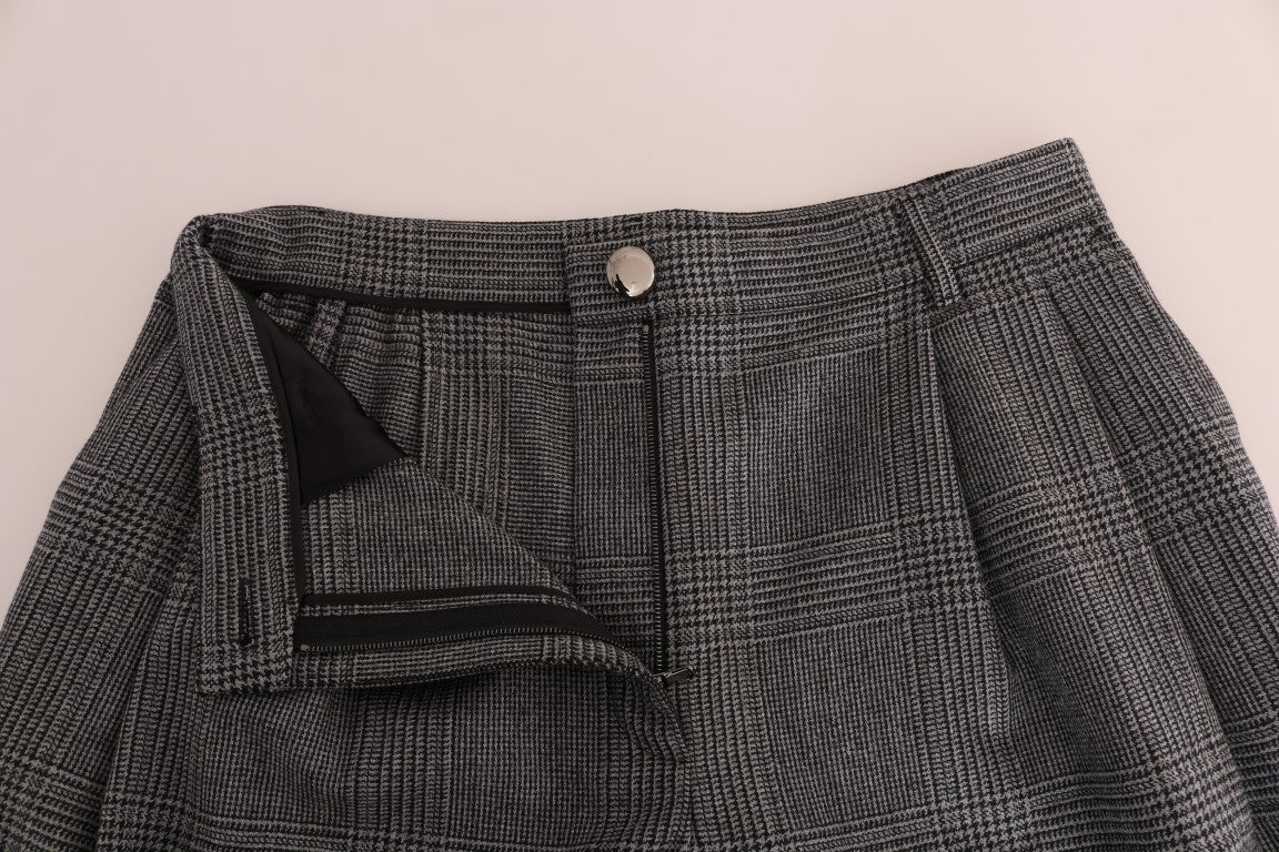 - Elegant Gray Check Capri Wool Pants