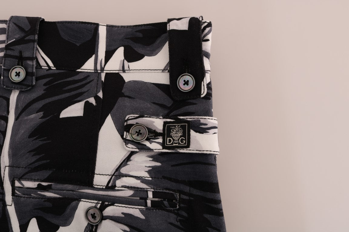 - Elegant Capri Casual Pants in Banana Leaf Print