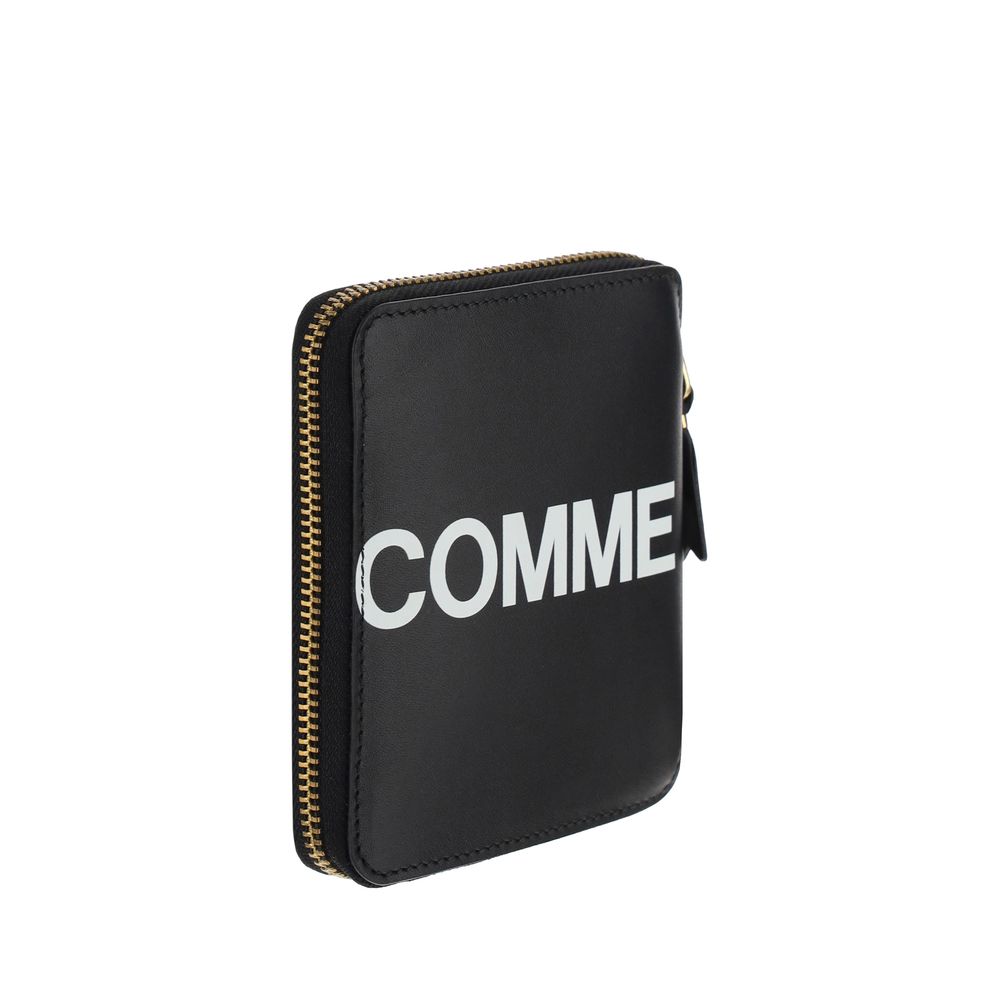 Comme Des Garçons Calfskin Wallet - Elegant Design and Functionality