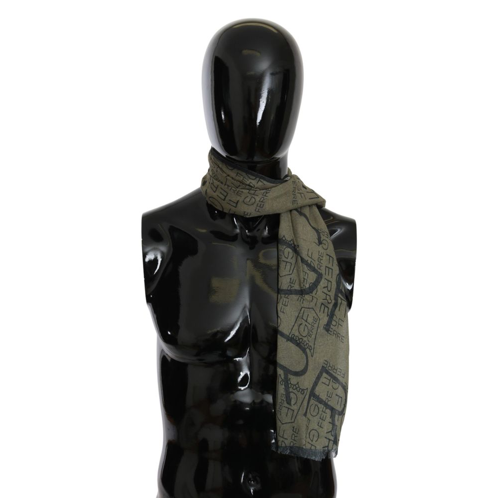 Elegant Ferre Green Wool Scarf