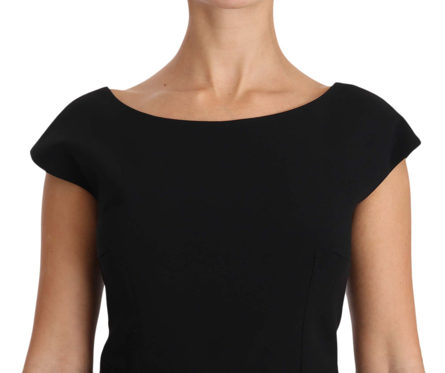 - Elegant Black Maxi Sheath Dress
