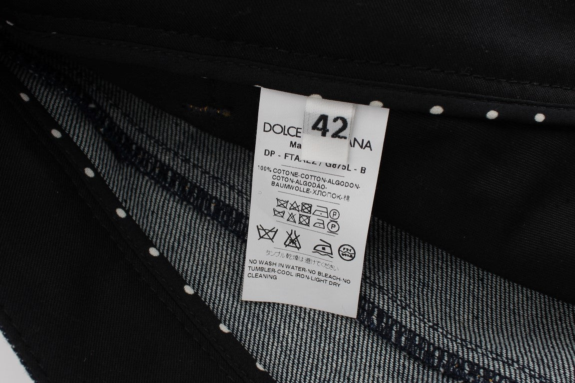 - Embroidered Capri Jeans for Elegant Styling