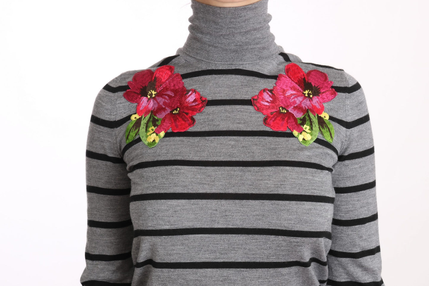 - Elegant Embroidered Cashmere-Silk Sweater