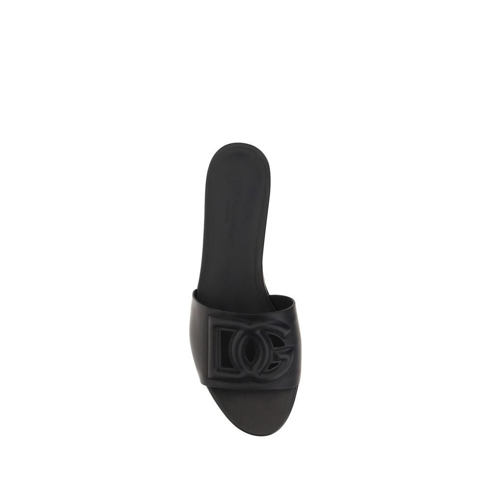 Dolce & Gabbana Millenials Sandals: Sophisticated Leather Comfort