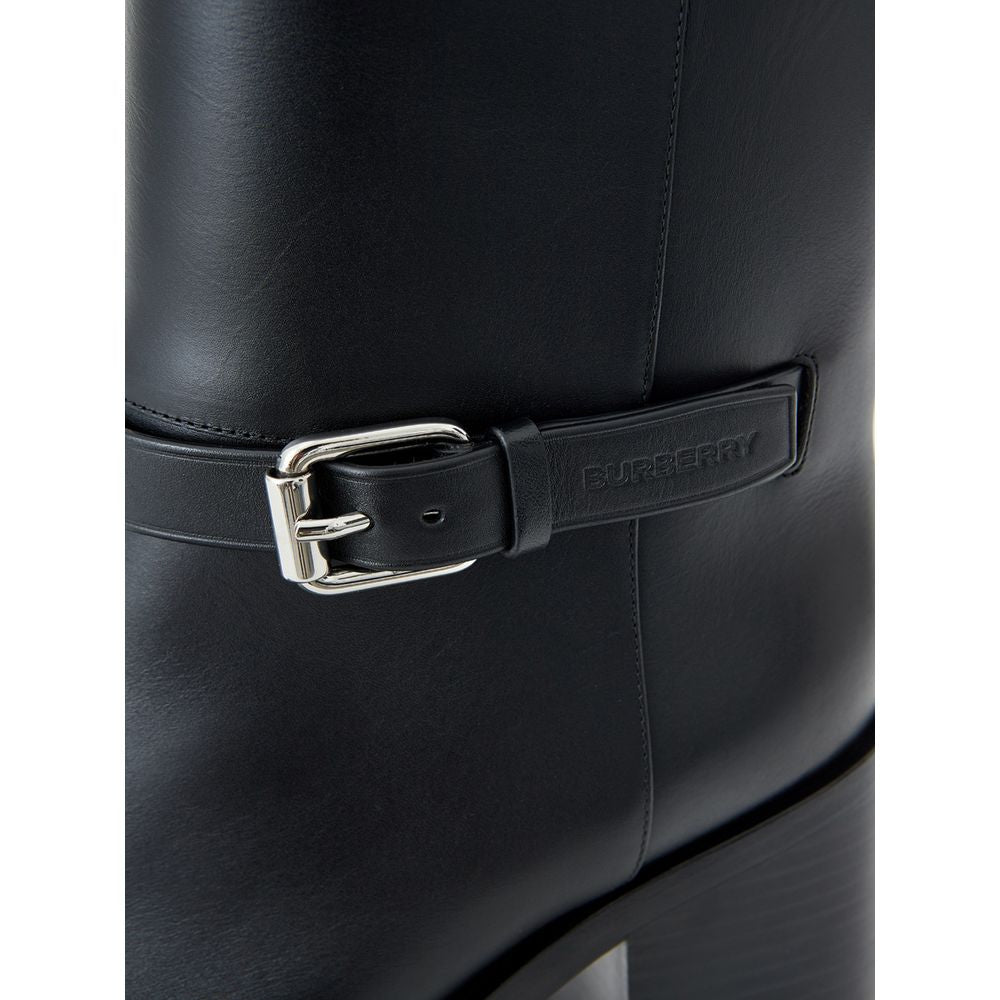 Burberry Black Leather Boot - Timeless Elegance for Every Occasion