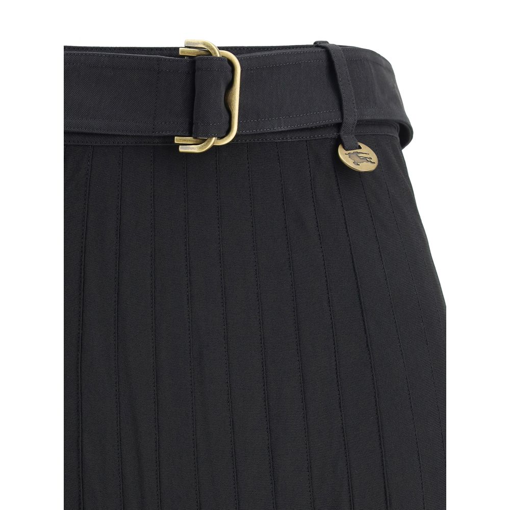 Burberry Pleated Midi Skirt: A Timeless Wardrobe Essential