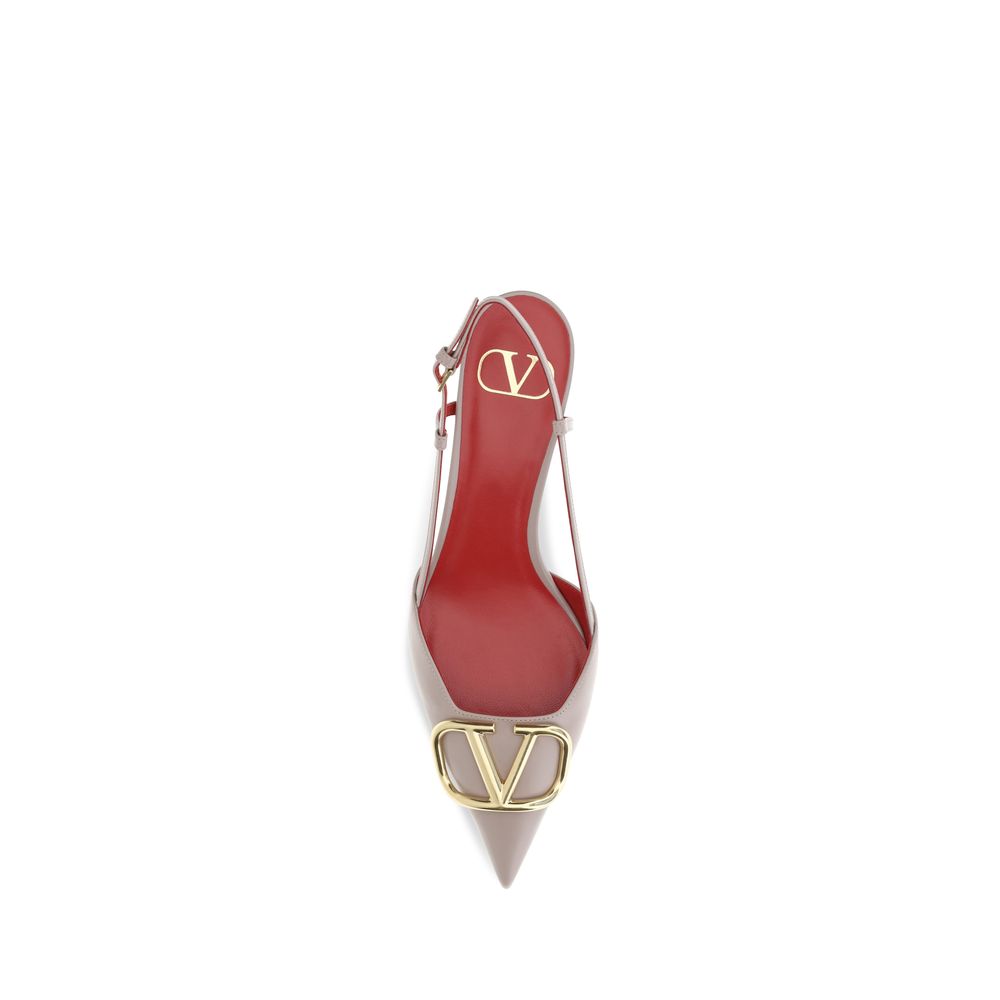 Valentino Garavani VLogo Pumps – Elegance Redefined