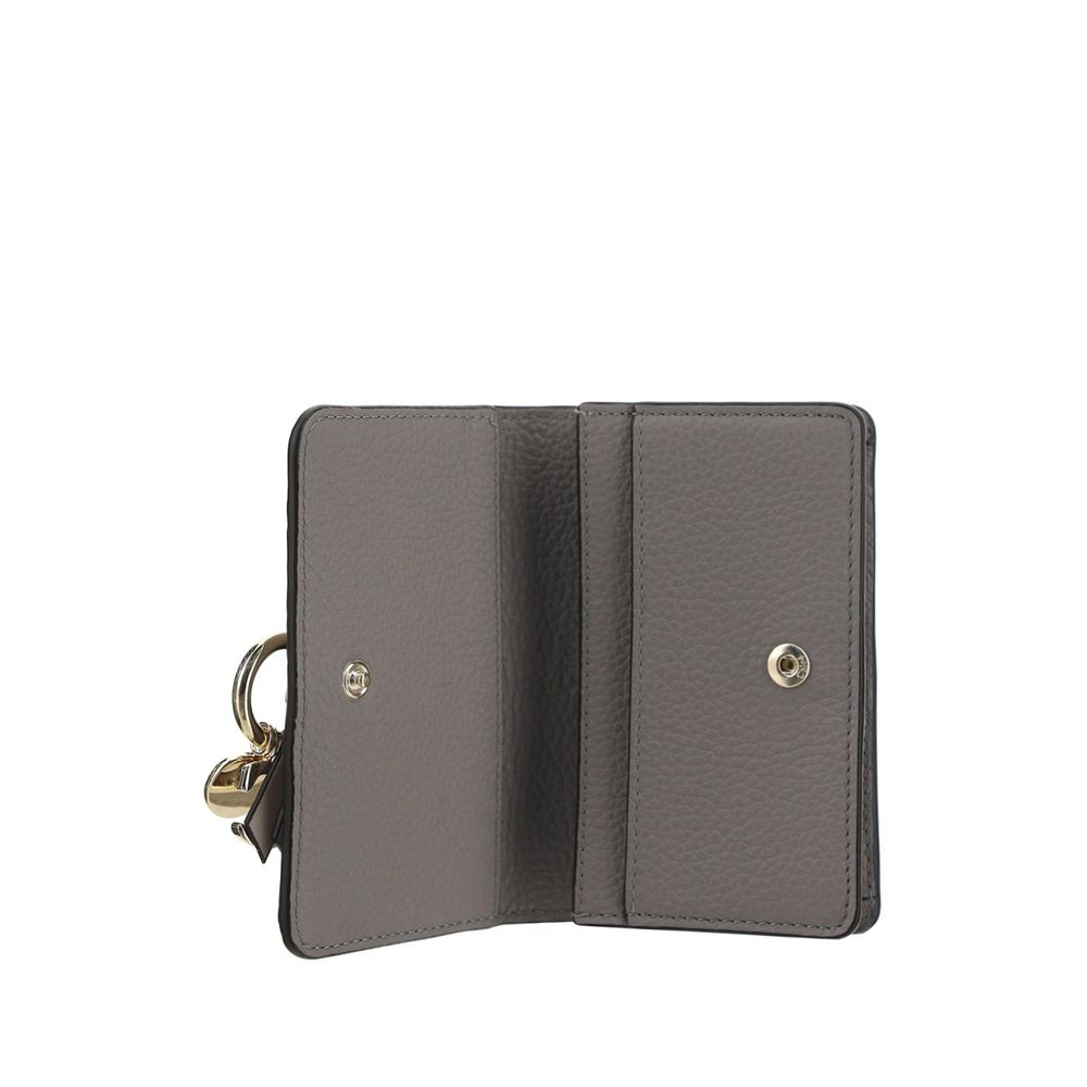 Chloé Alphabet Wallet - A Touch of Elegance