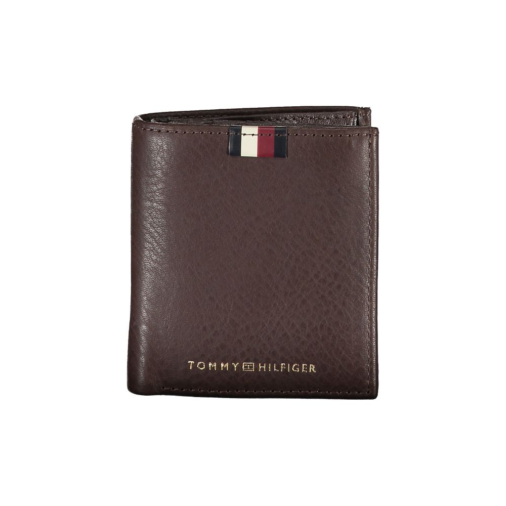 Tommy Hilfiger Brown Leather Wallet - Classic and Functional Style