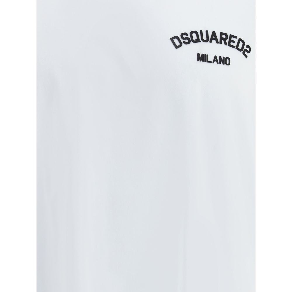 Dsquared2 Logoed T-Shirt: Urban Essential with Attitude