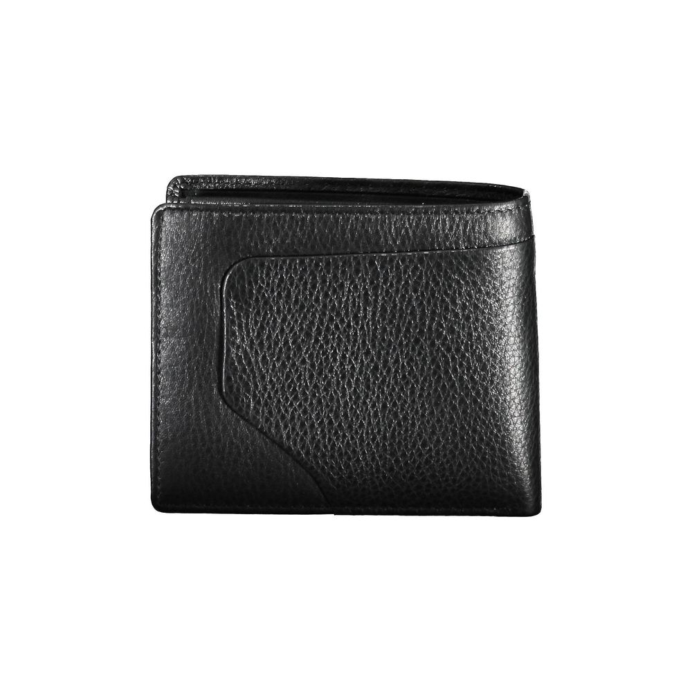 Piquadro Black Leather Wallet: Stylish Functionality Redefined