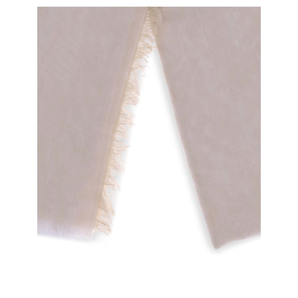 Fendi FF Scarf - Timeless Elegance Redefined