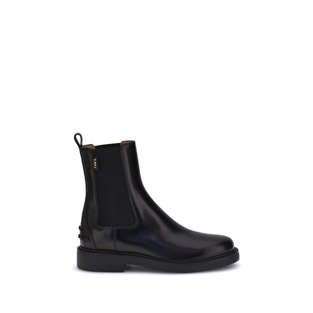Tod's Chelsea Boots in Leather: Timeless Elegance