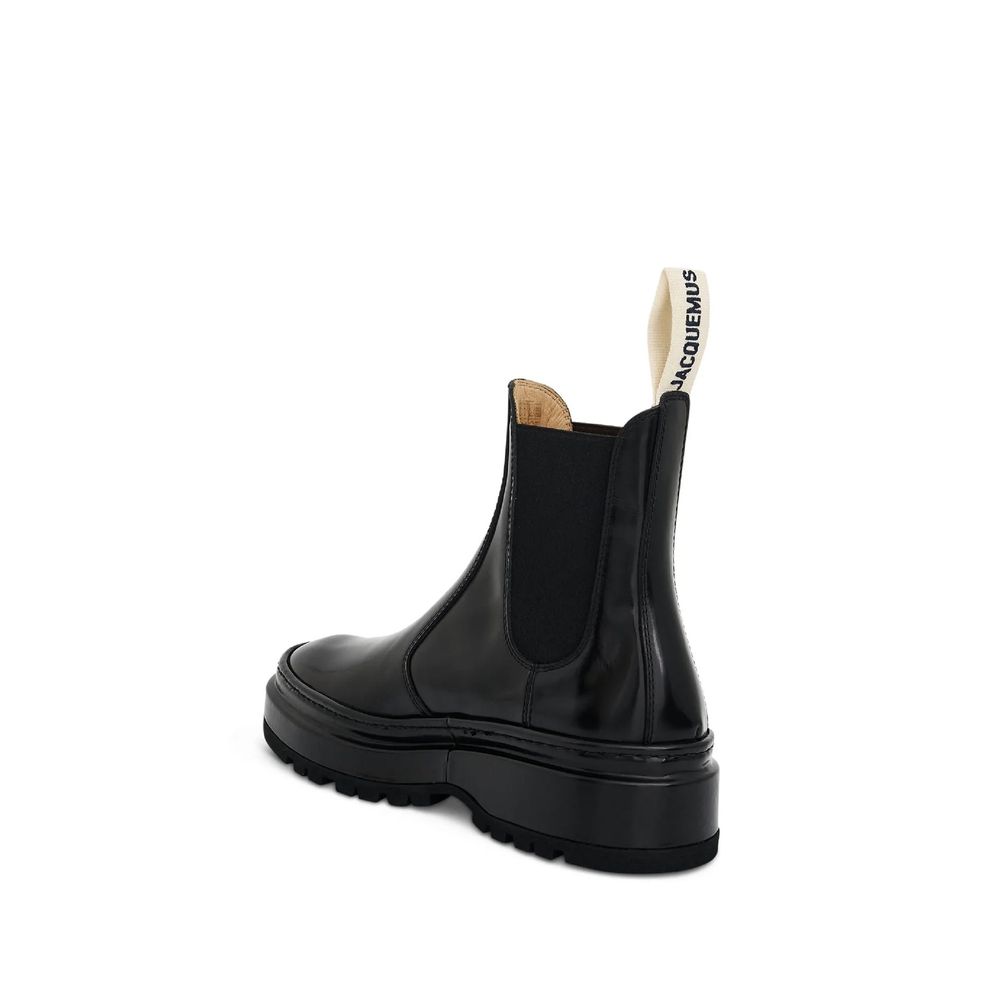 Jacquemus Pavane Chelsea Boots - Timeless Elegance