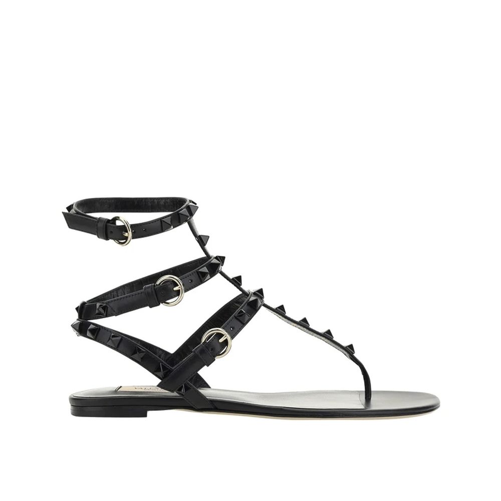 Valentino Garavani Rockstud Flip-Flop Sandals