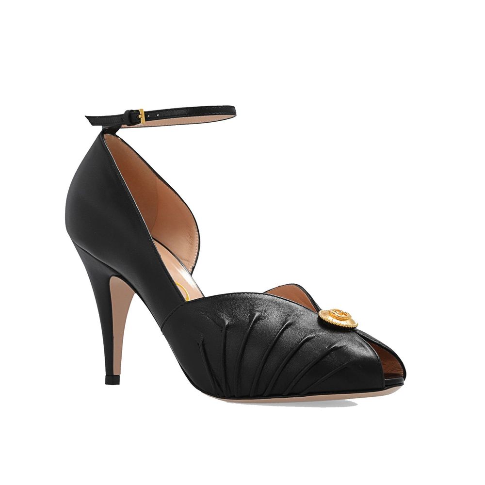 Gucci Leather Pumps: An Epitome of Italian Elegance