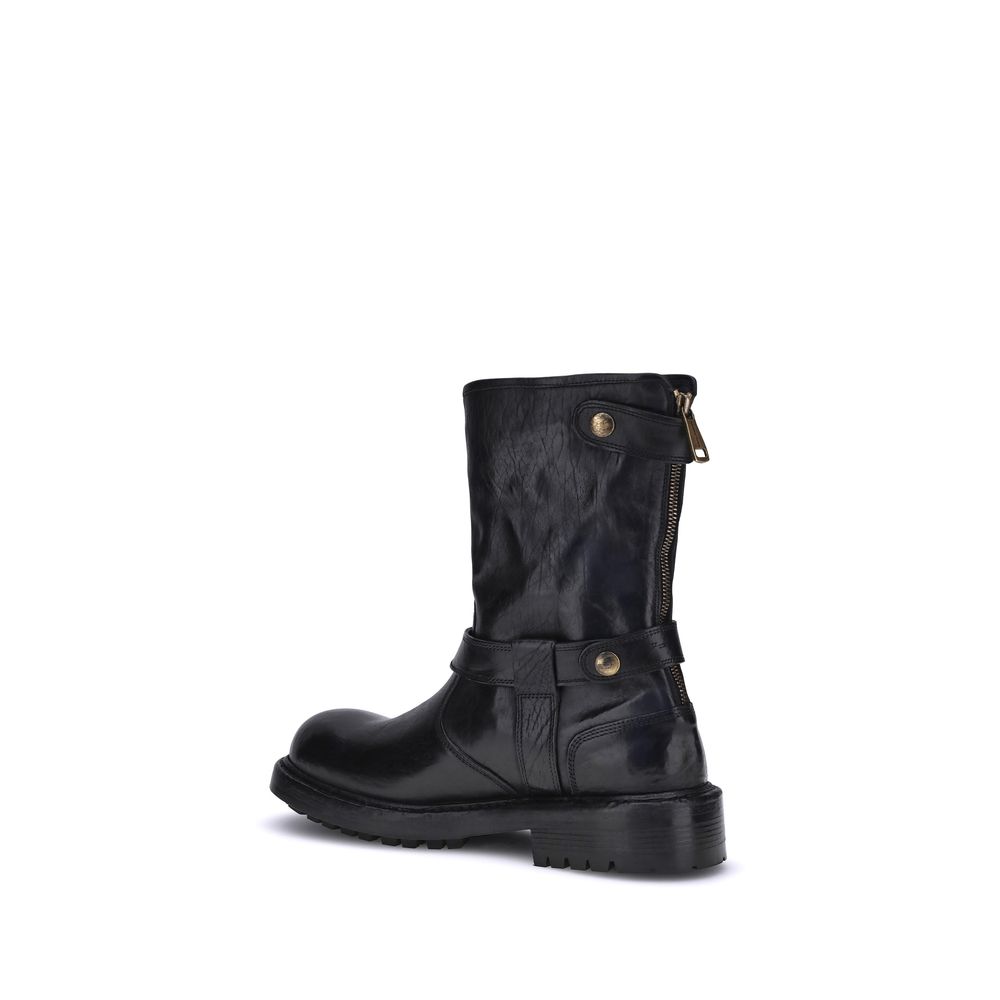 Dolce & Gabbana Leather Boots: A Statement of Italian Craftsmanship