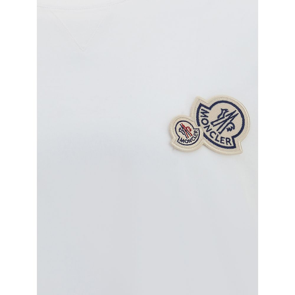 Moncler Logoed T-Shirt – Effortless Elegance for Every Occasion