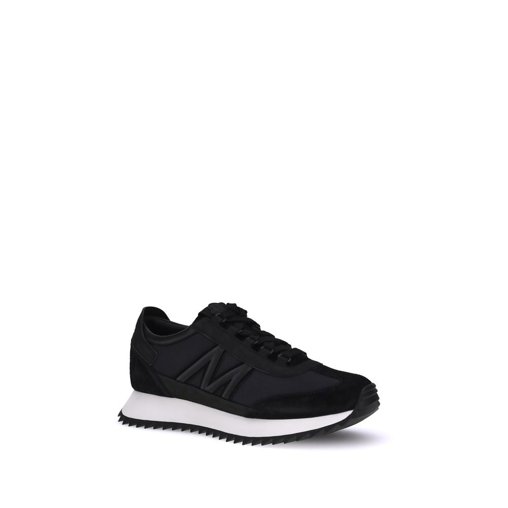 Moncler Pacey2 Sneakers: Luxurious Urban Footwear