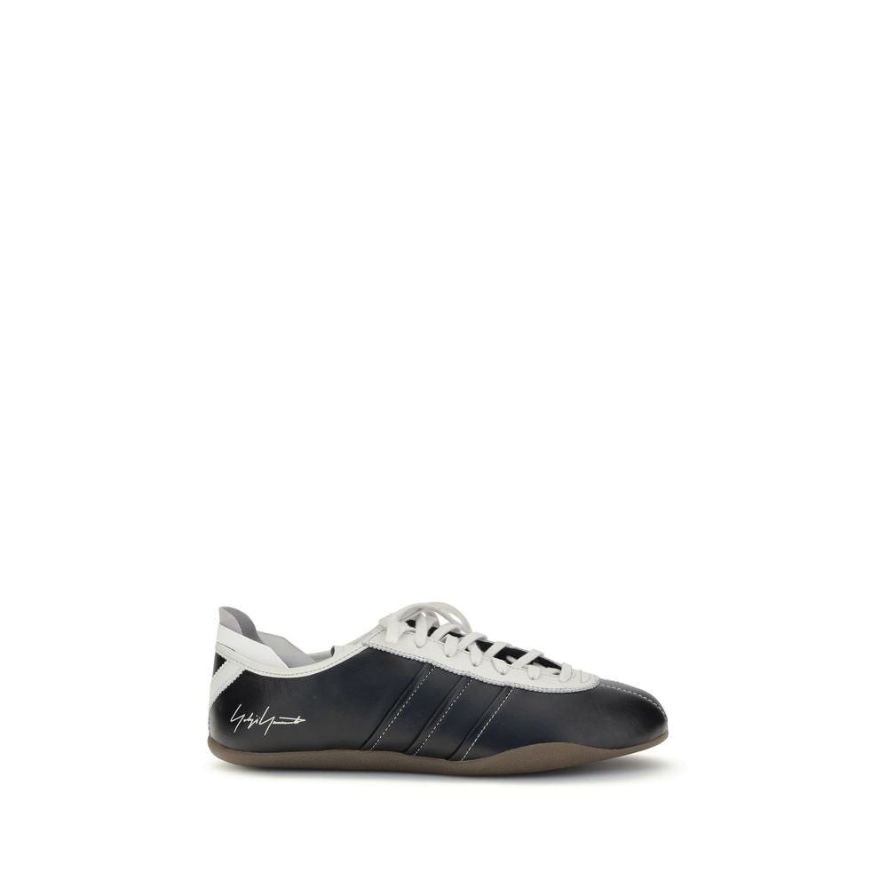 Y-3 Tokyo Sneakers – Modern Elegance in Footwear