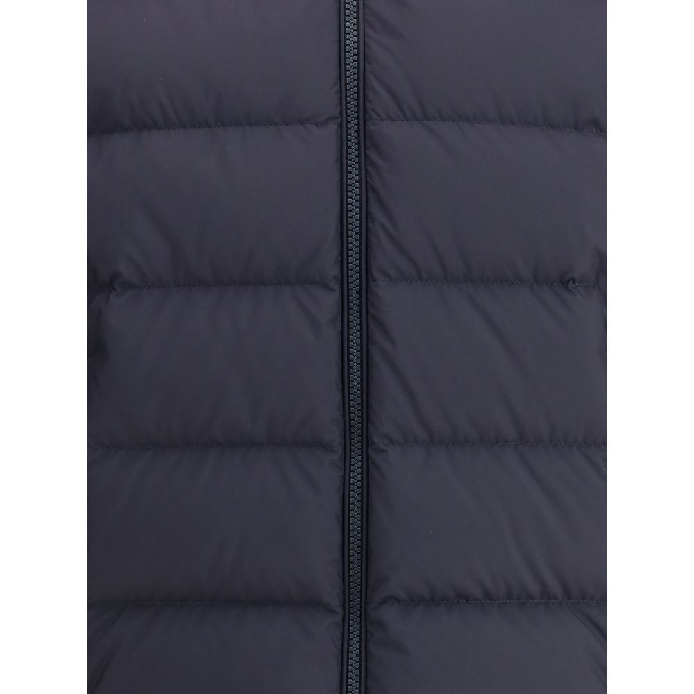 Moncler Montbrocq Down Jacket – Performance Meets Elegance