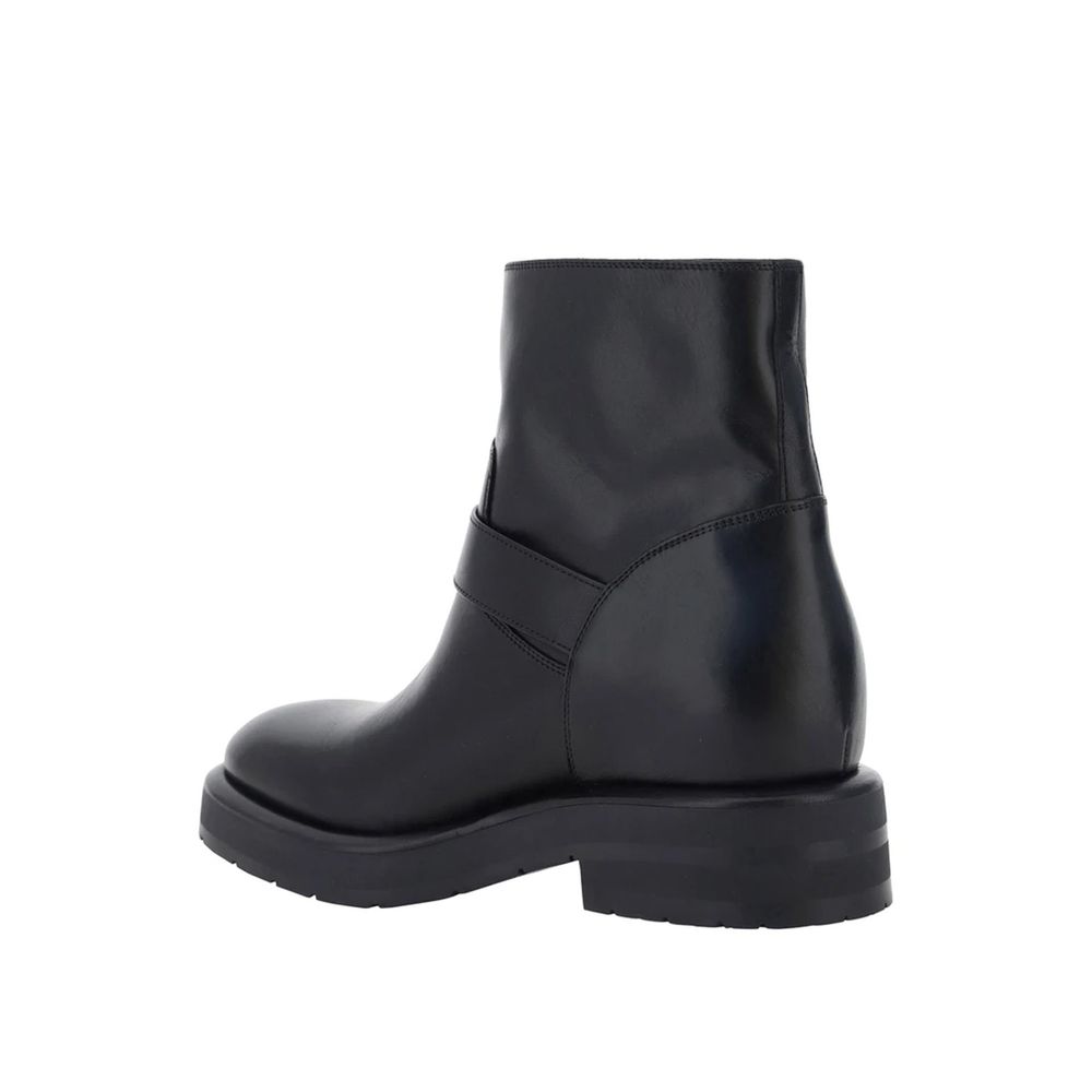 Chloé Black Coddington Biker Boots with Gold Buckle