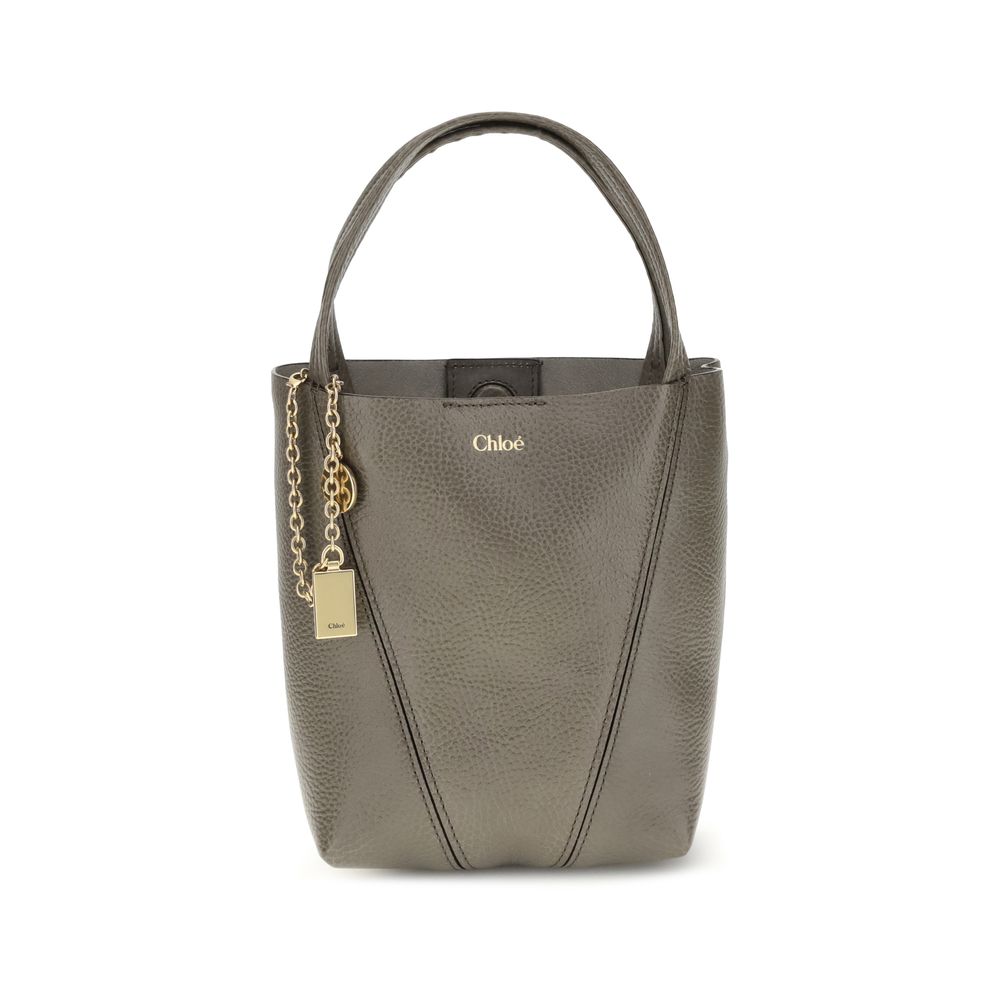Chloé Spin Shoulder Bag: Effortless Elegance in Leather