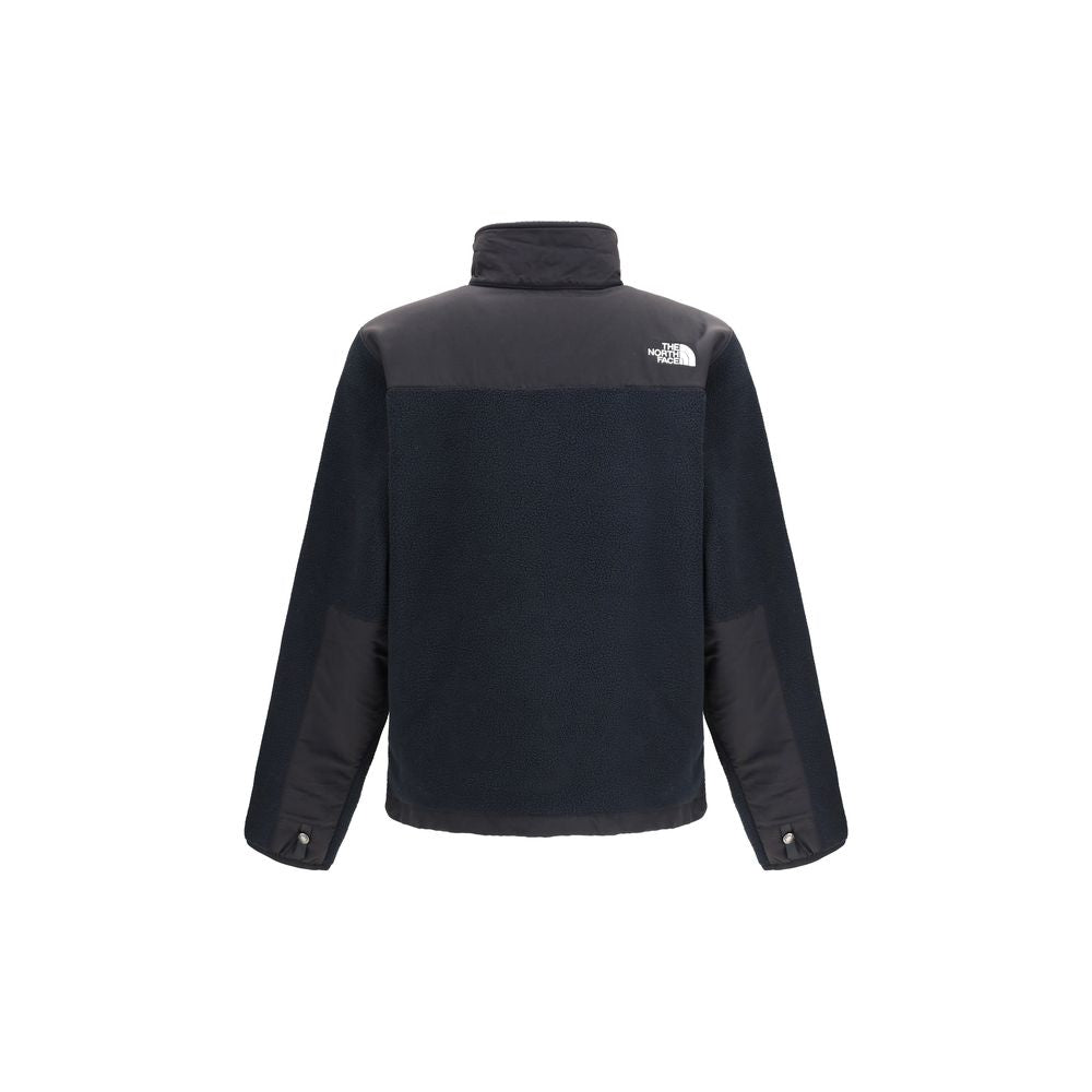 The North Face Retro Denali Jacket: Adventure Awaits