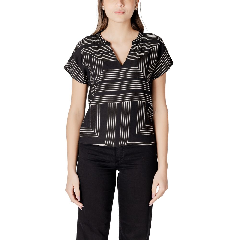 Jacqueline De Yong Black Viscose T-Shirt - Essential Women’s Staple