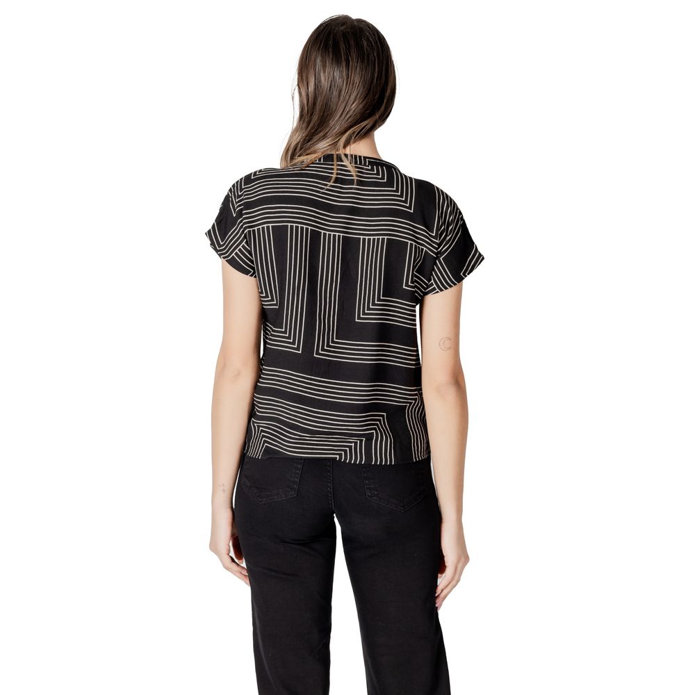 Jacqueline De Yong Black Viscose T-Shirt - Essential Women’s Staple