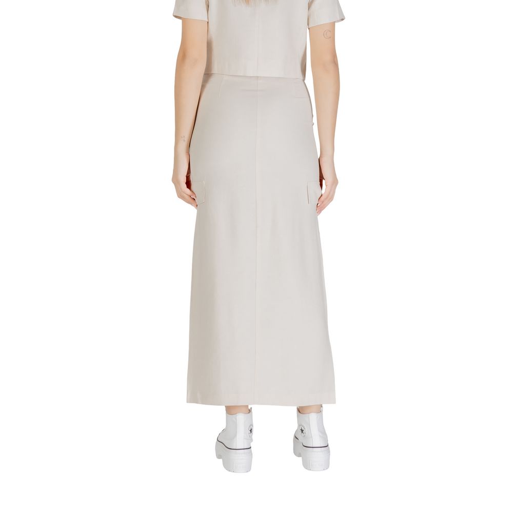 JDYLuna Maxi HW Skirt by Jacqueline de Yong