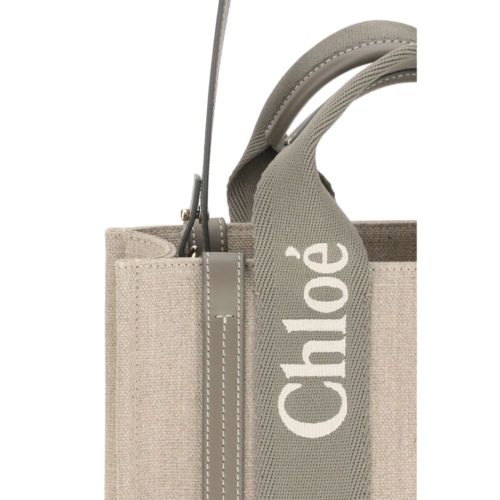 Chloé Woody Handbag: A Harmonious Blend of Elegance and Practicality